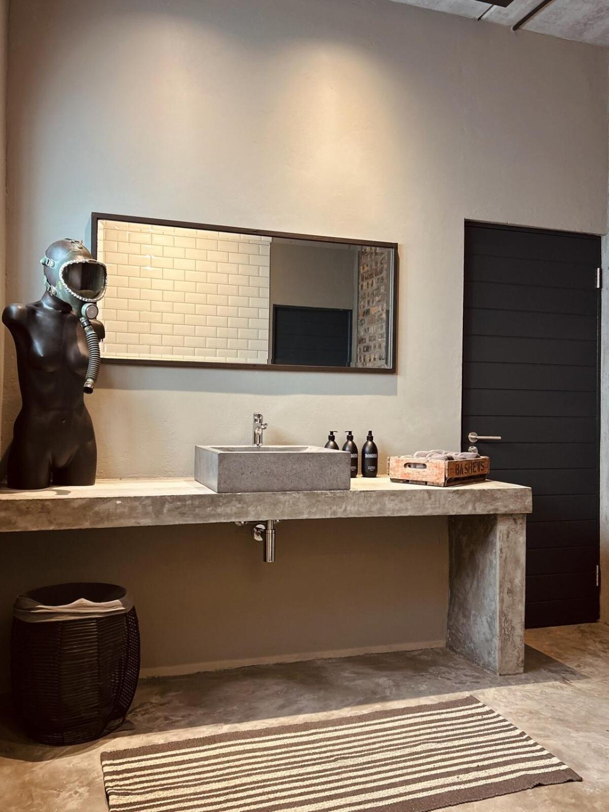 Villa Tether And Tease, The Fortress Cape Town