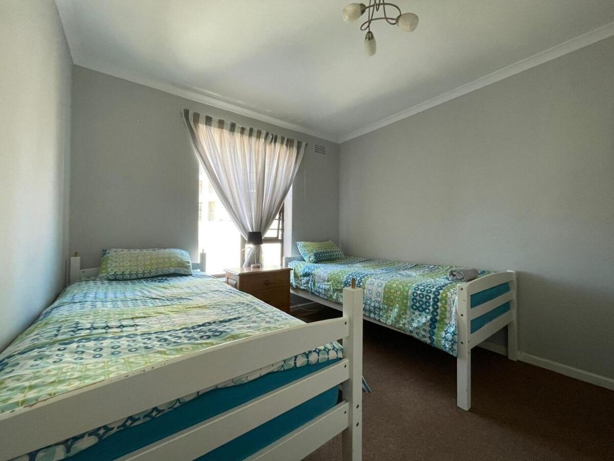 Coraldu House * Cape Town