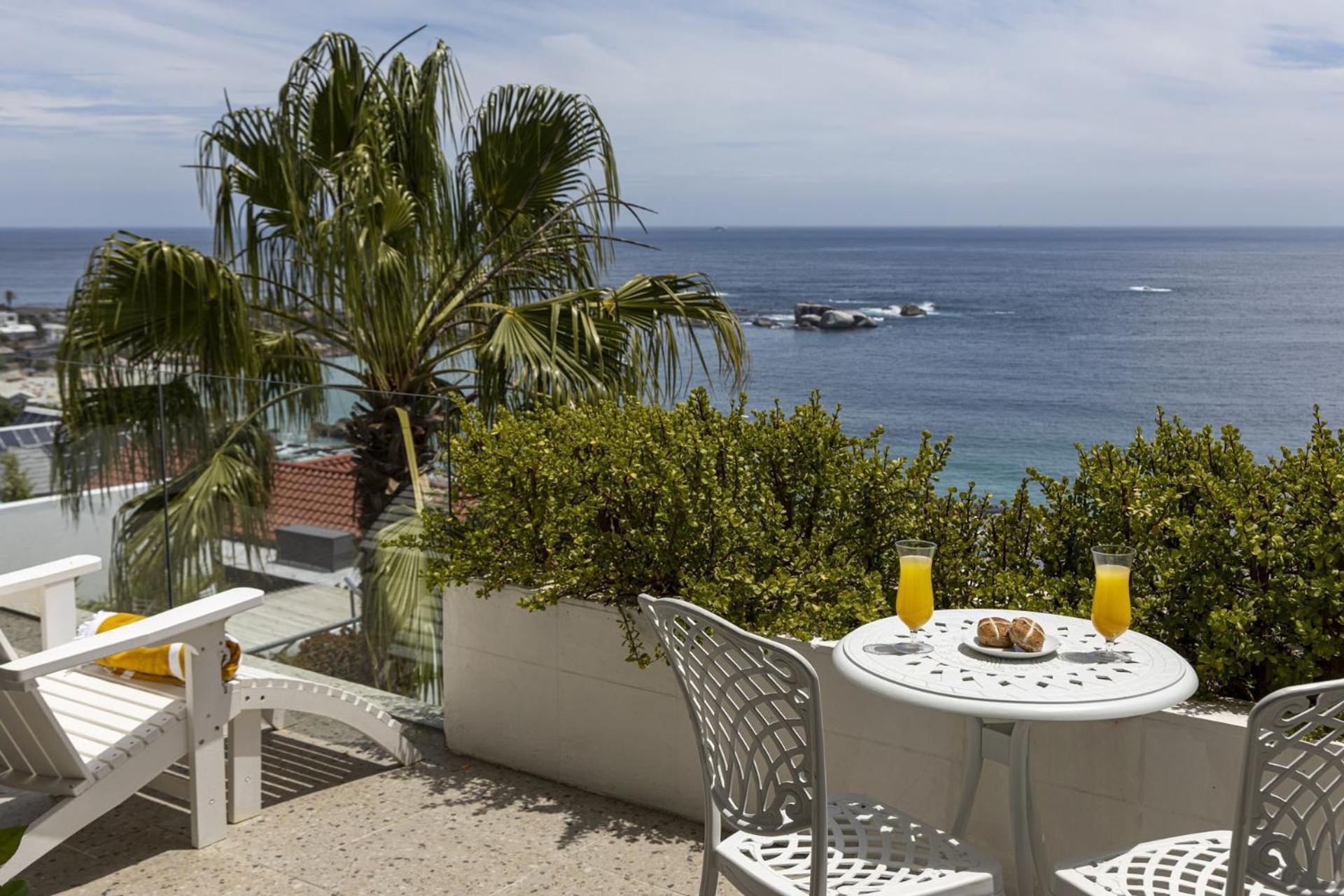 Guest house Clifton Yolo Spaces - Clifton Mansion Cape Town