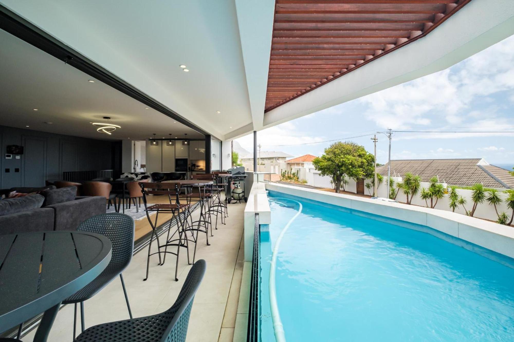 Casa Meya * Cape Town