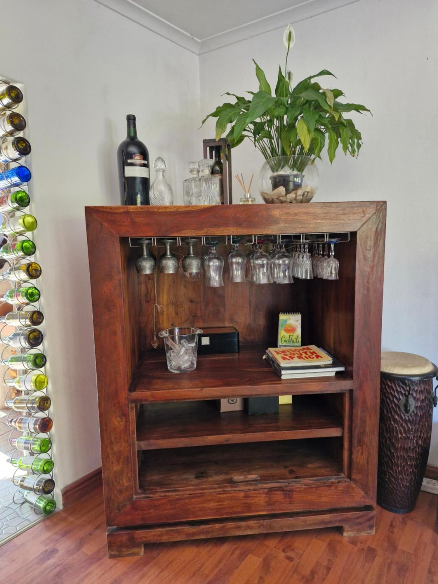 Apartment Regent Casa's - Cape Towns Blouberg Area - Where 20 People *