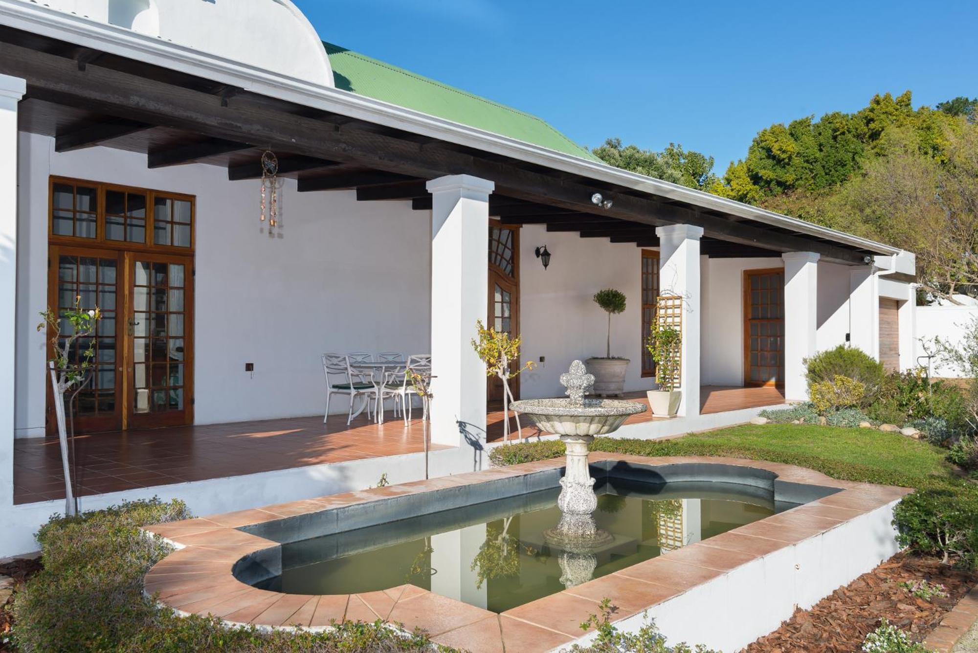 Pousada Historical Cape Dutch Homestead