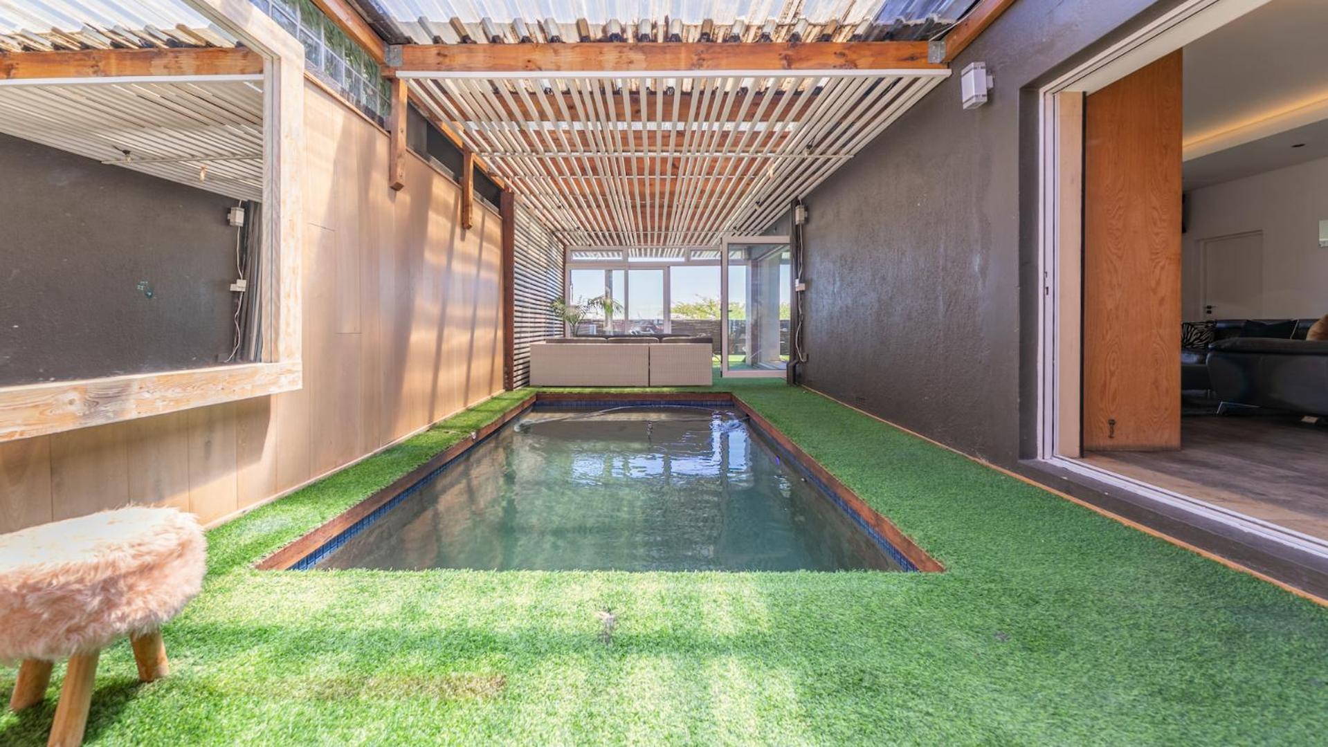 Exclusive 3-bedroom Luxury Cbd Pousada