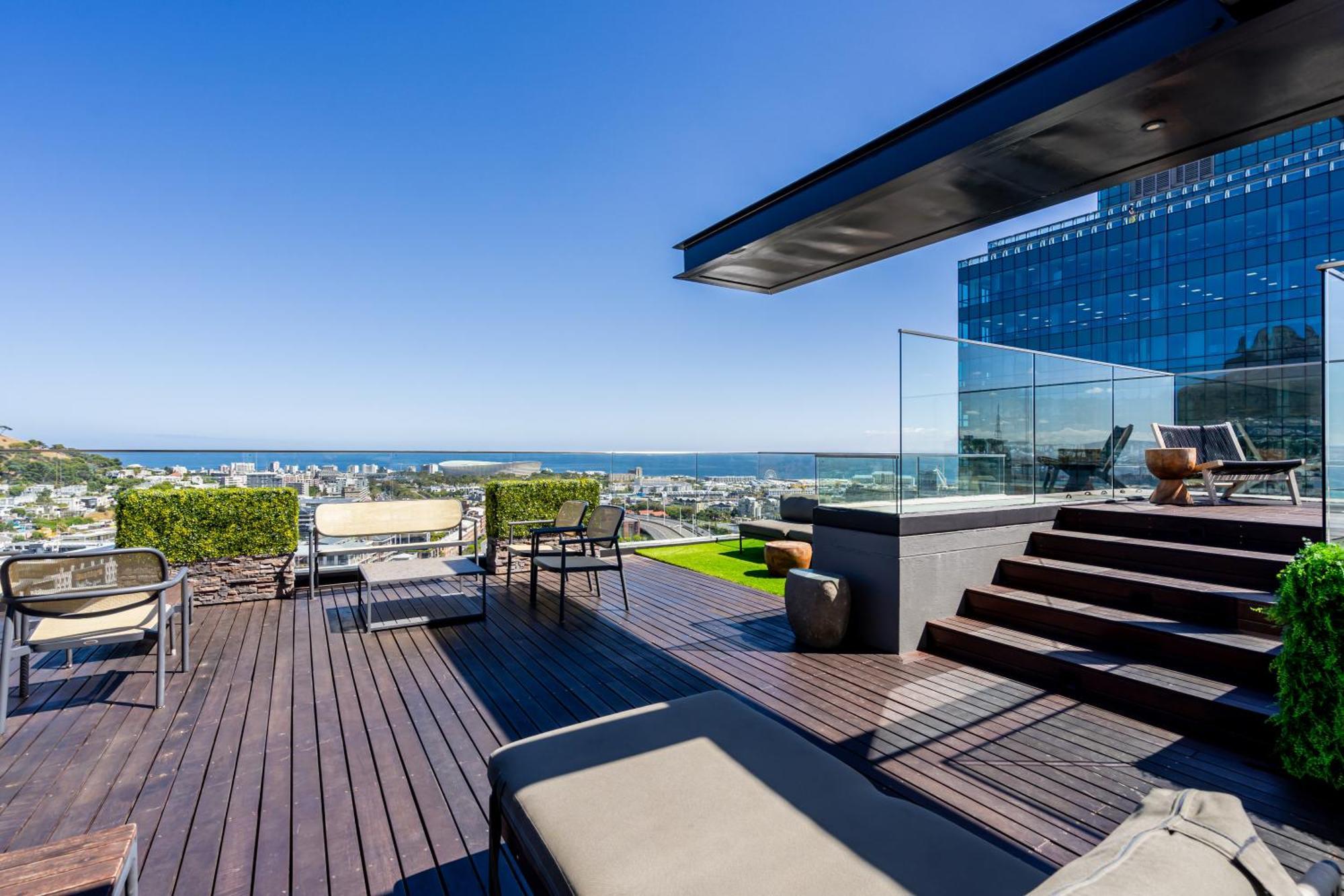 Exclusive Penthouse With Mountain & Ocean Views Apartment