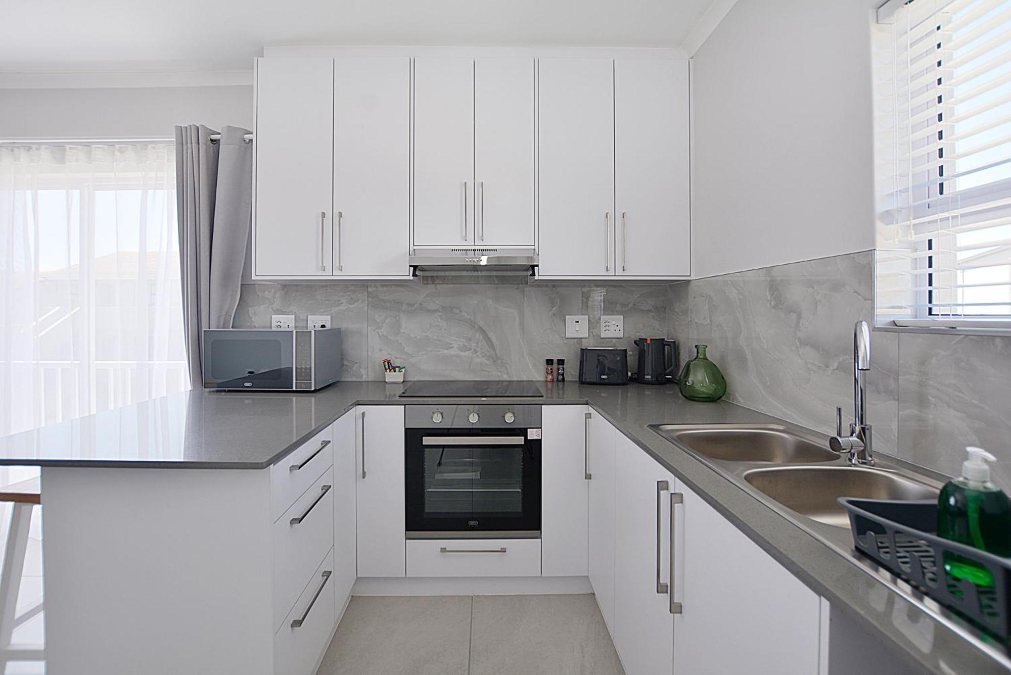 2-bedroom # 7 Leetch Views