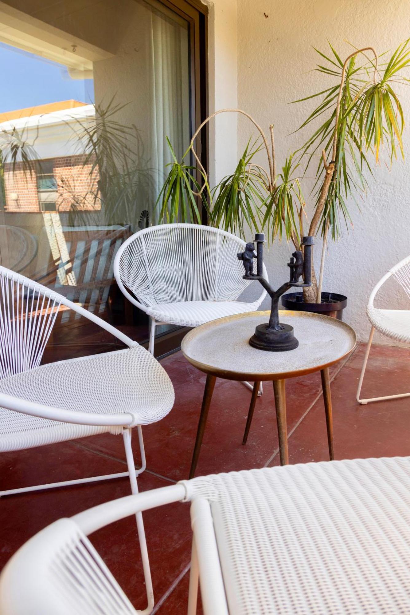 Apartment Large And Cozy 2 Bedroom 200m From The Ocean