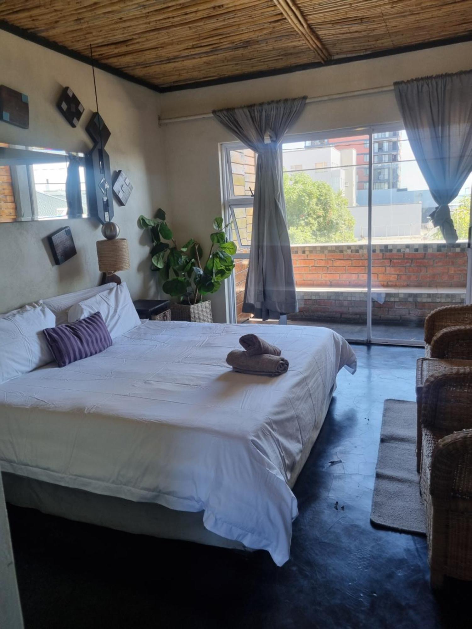 Yello Guest house *