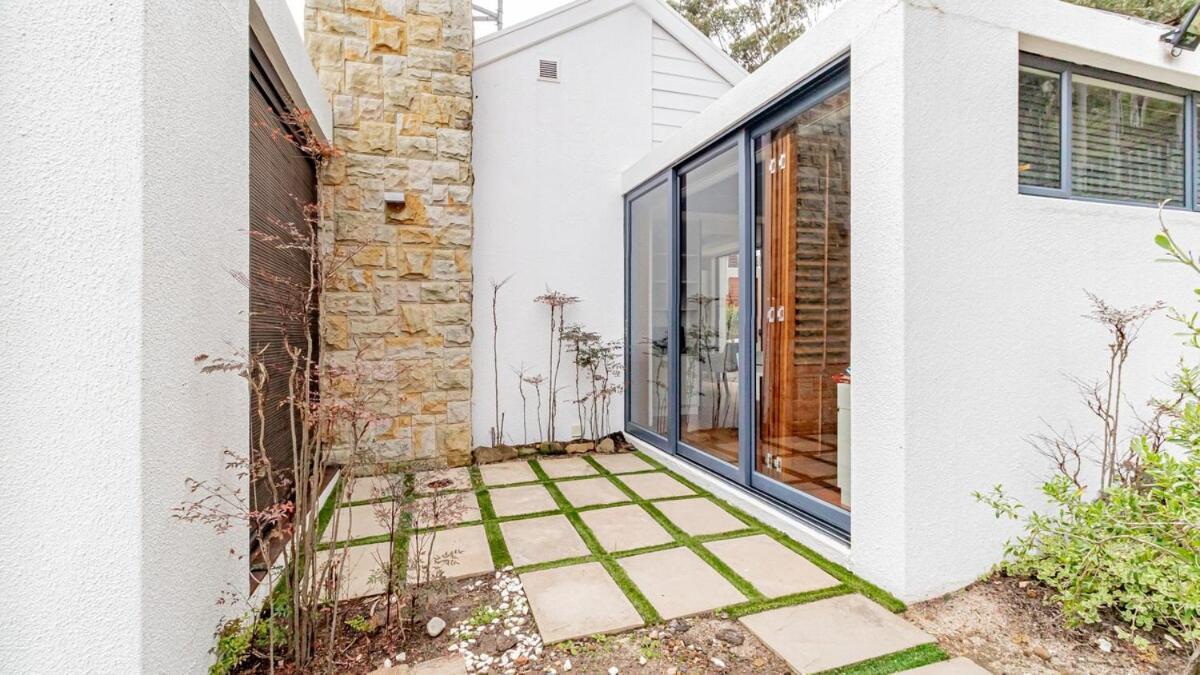 Upper Deane House - Number 37 * Cape Town