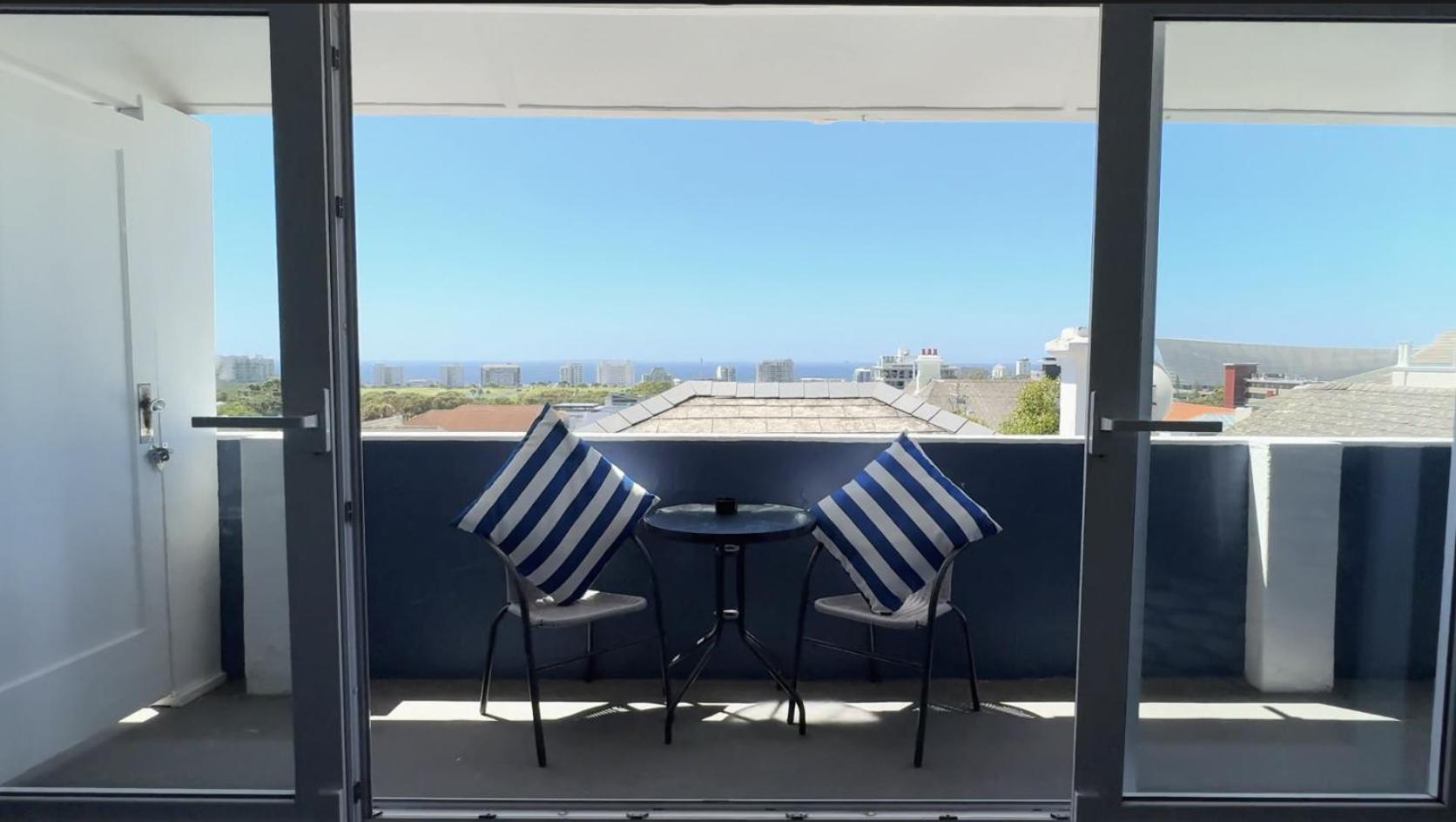 Apartment 21 Cheviot Place - Penthouse With Sea View A & B