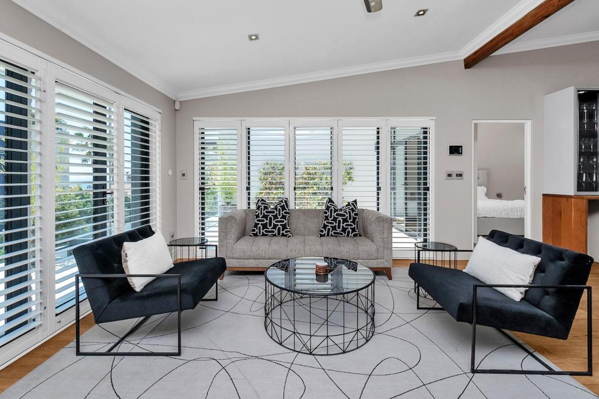 Villa Sea Point Luxury Escape With Private Pool *
