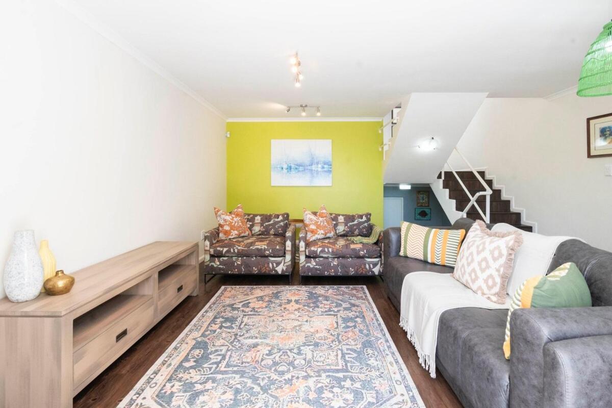 Multi-level Skyline Sanctuary Holiday home *