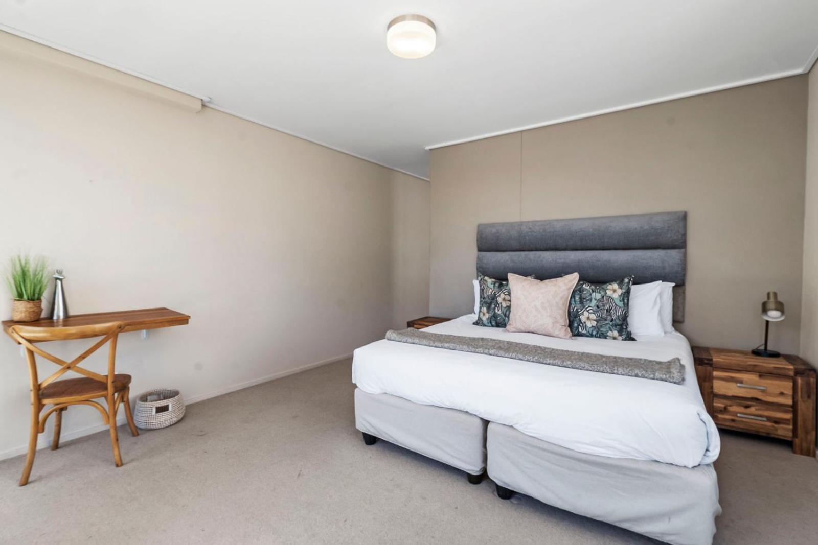 The Antrim By Totalstay Apartment