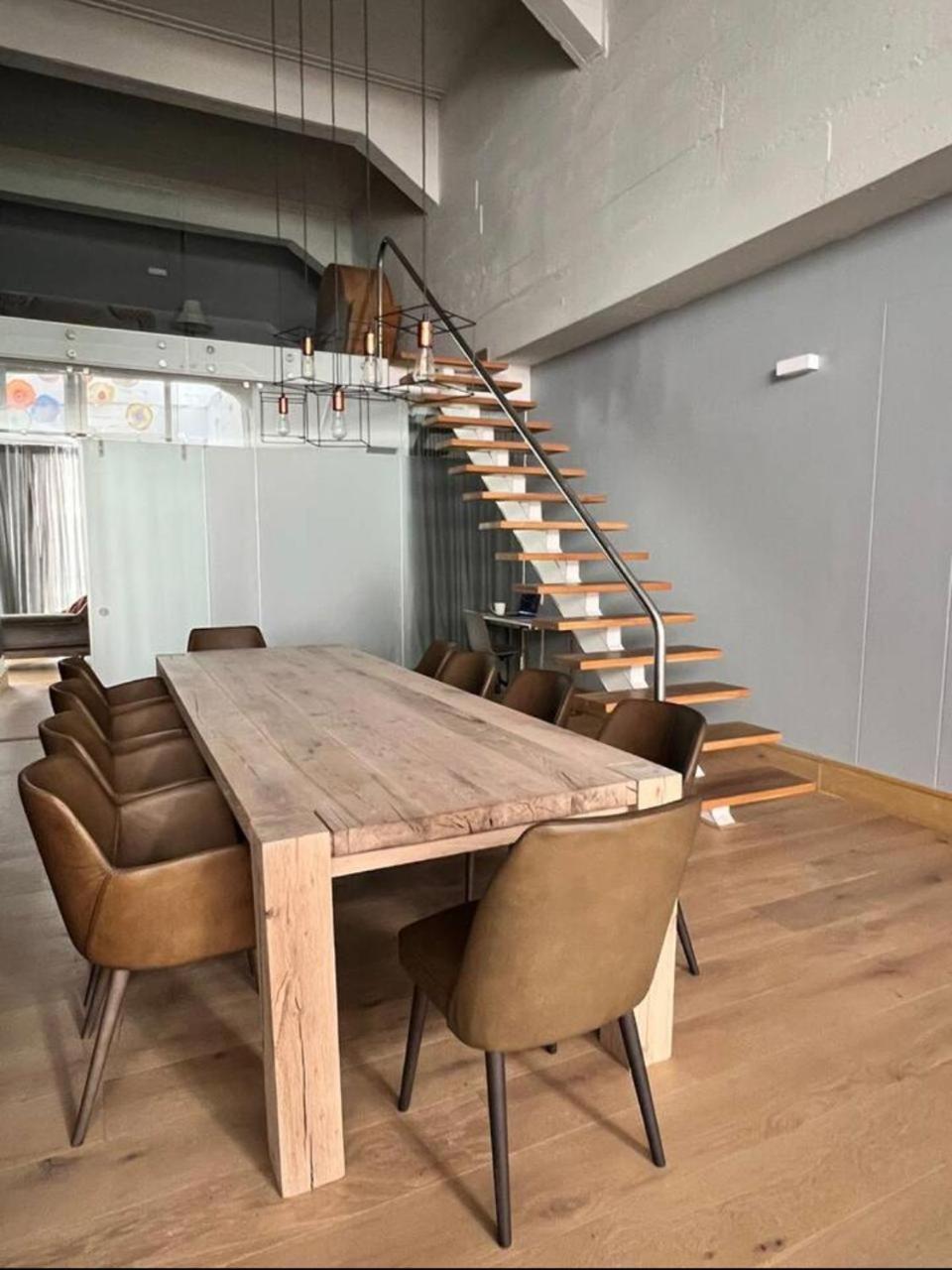 Apartamento Spacious High-end Modern Loft In The Centre Cape Town, Western Cape Listed *
