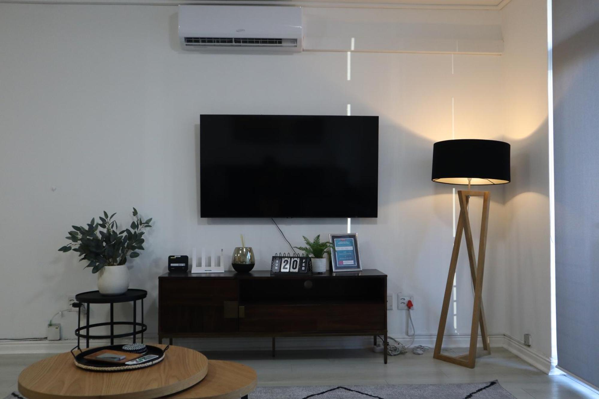 Apartment Cozy 1-bedroom In Amazing With Wifi, Ac Cape Town