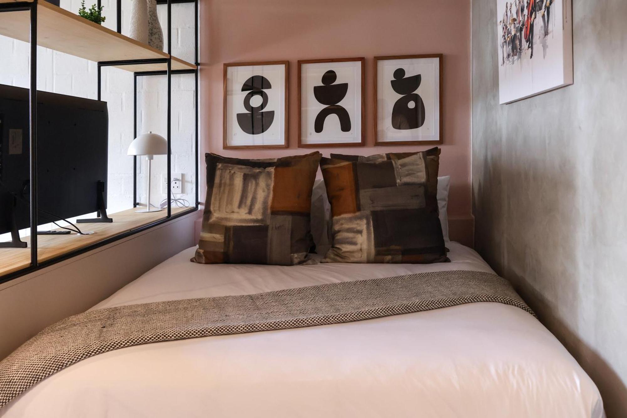 Three43 On B - Fluent Serviced Apartment
