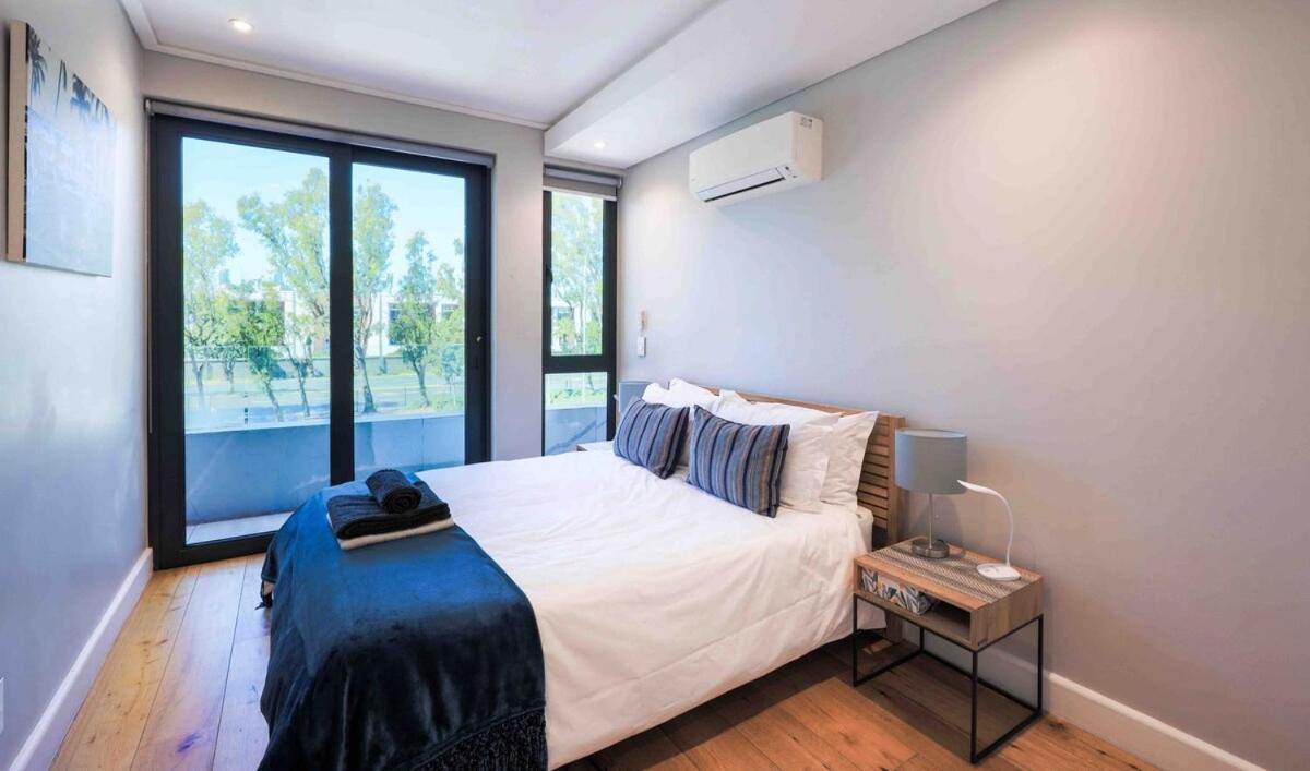 Apartment Vibrant Greenpoint Near Waterfront, Shops &dining *