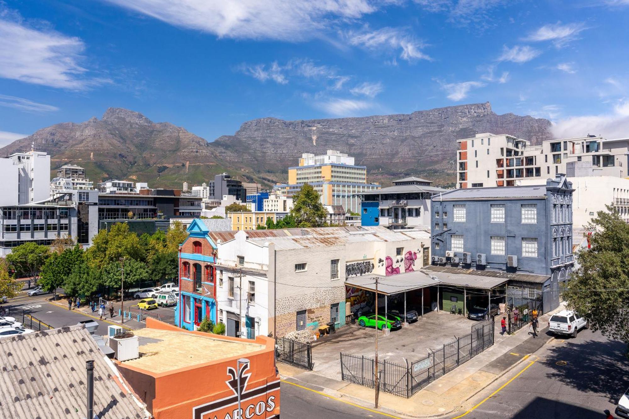 302therose:2bed In The Heart Of The