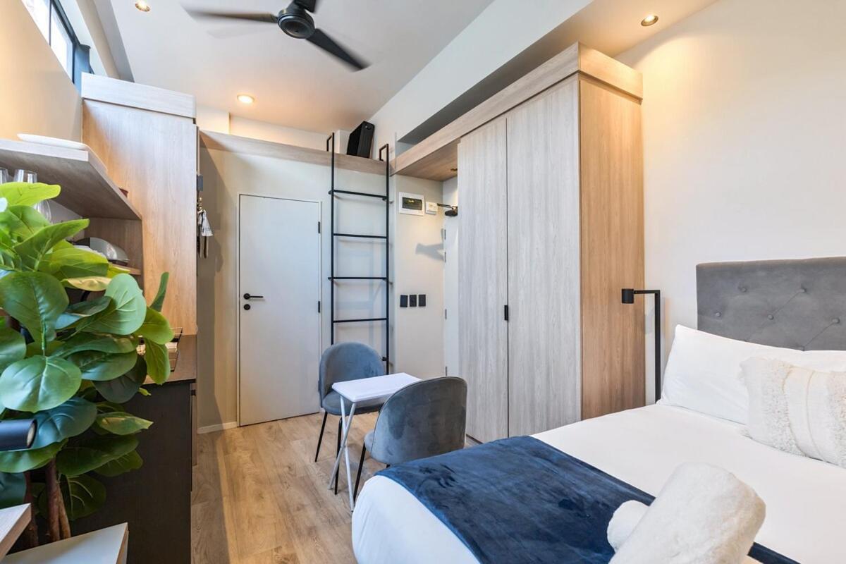 Luxury Petite Cape Town