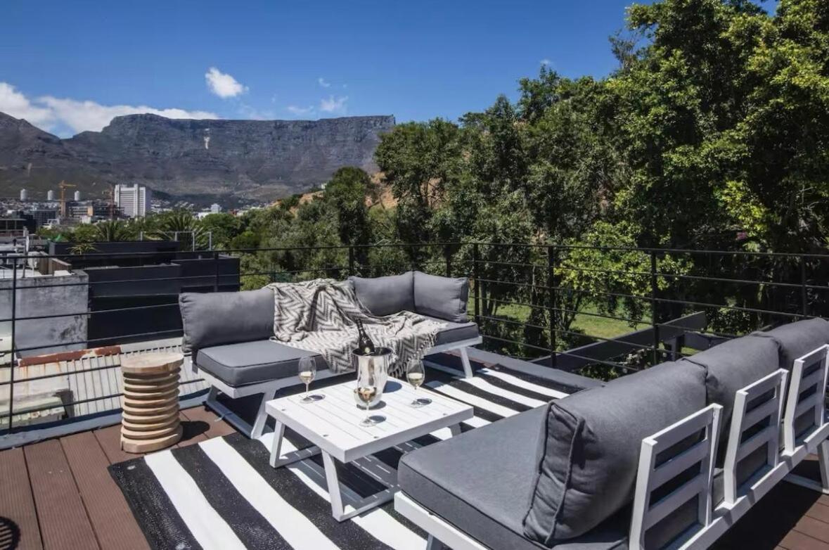 Holiday home The Honeycomb A 3 Bed In De Waterkant With Hot Tub *