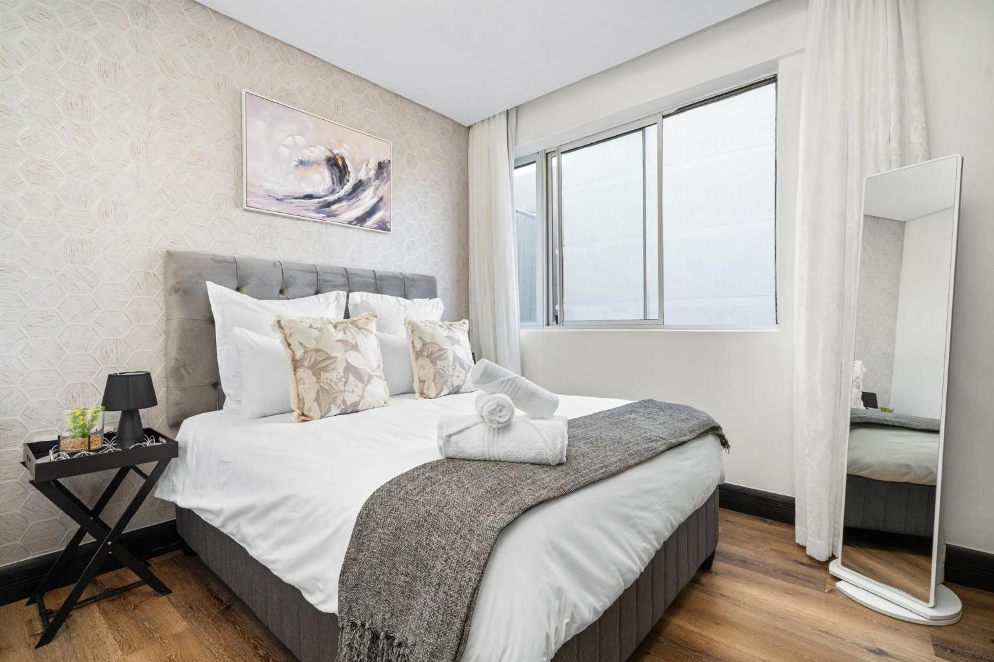 The Square 516 Apartment Cape Town
