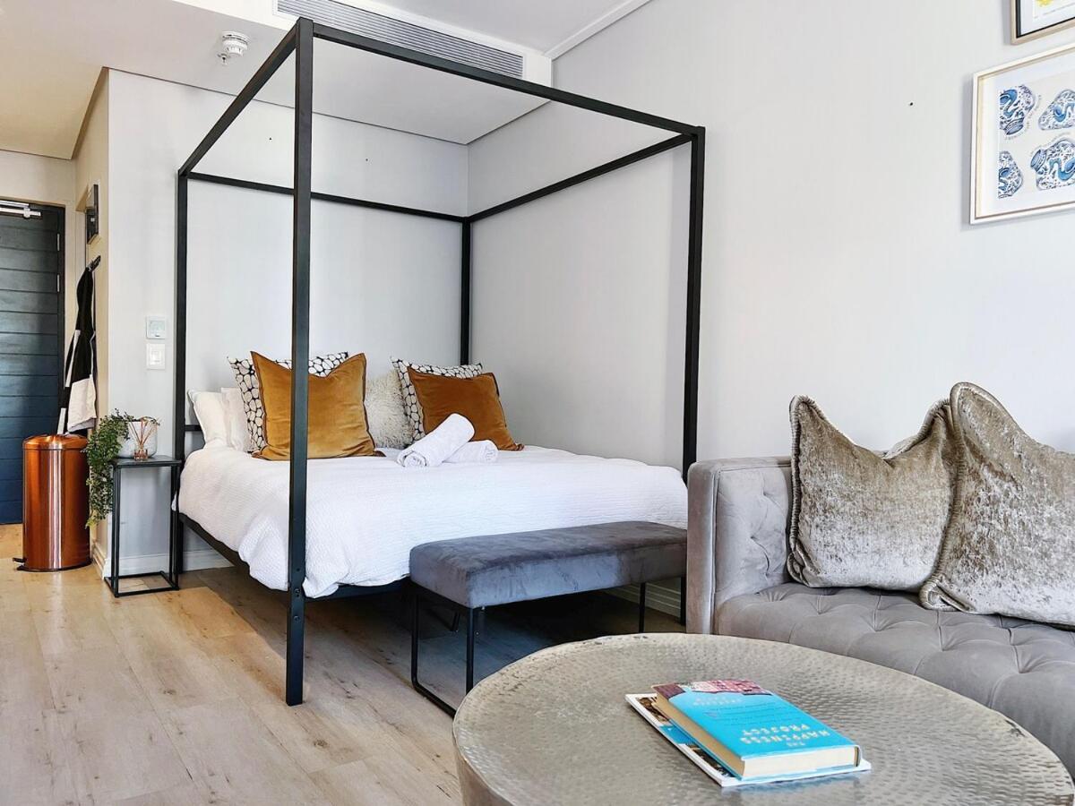 Stylish Cbd With Mountain Views & Free Parking *