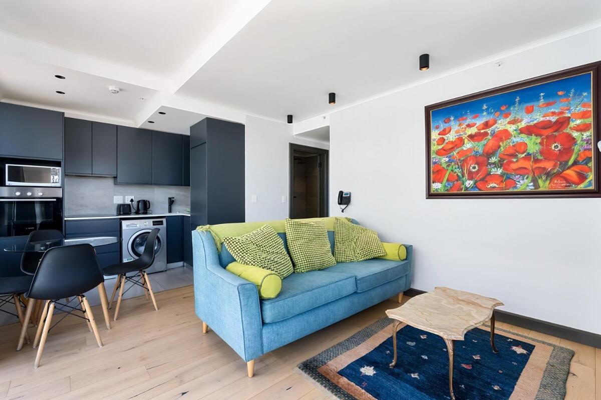 Apartment Stylish 1 Bedroom Point