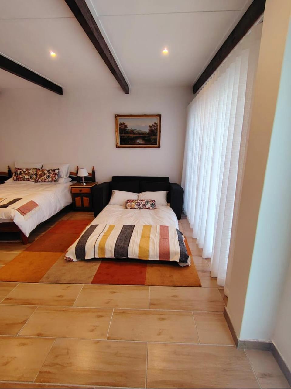 Rosa Luxury With Pool Guest house *