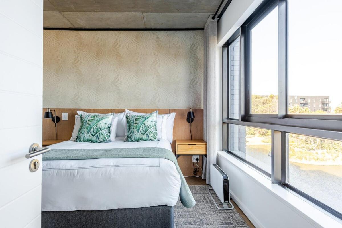 Apartamento 308 Bridgewater One - Two Bedroom With Park Views *