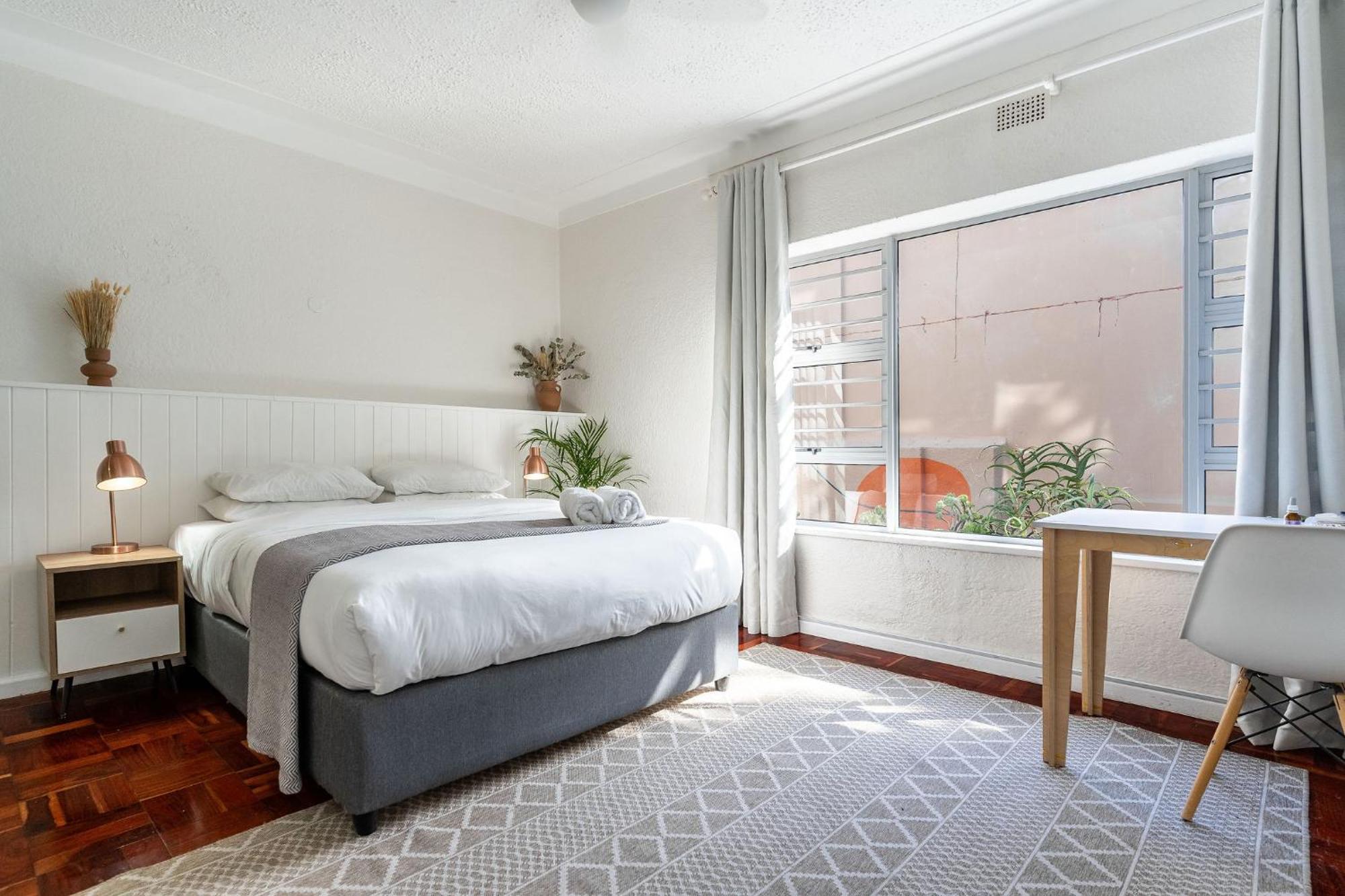 Curiocity Kloof Street Hostel *