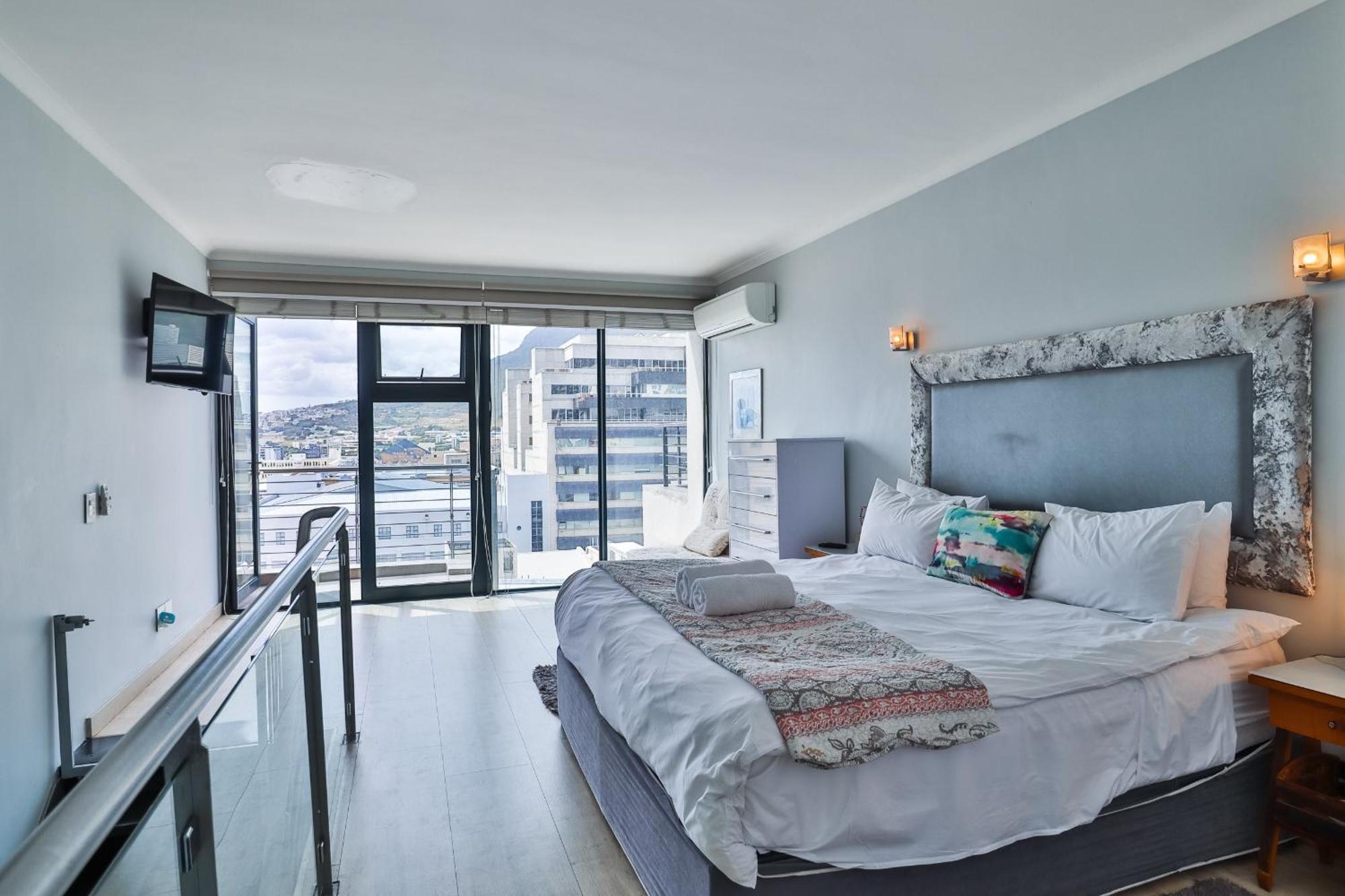 Apartment At The Adderley Cape Town