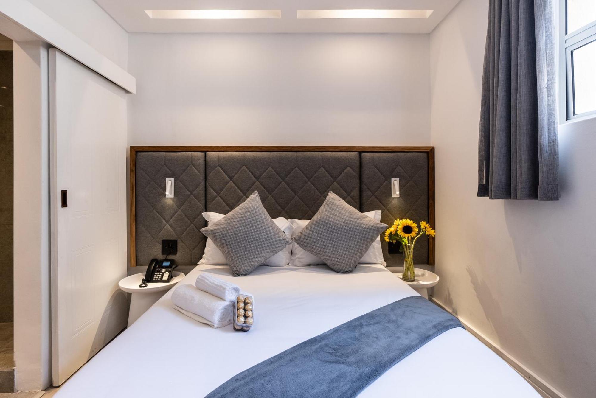 Cape Diamond Boutique Hotel