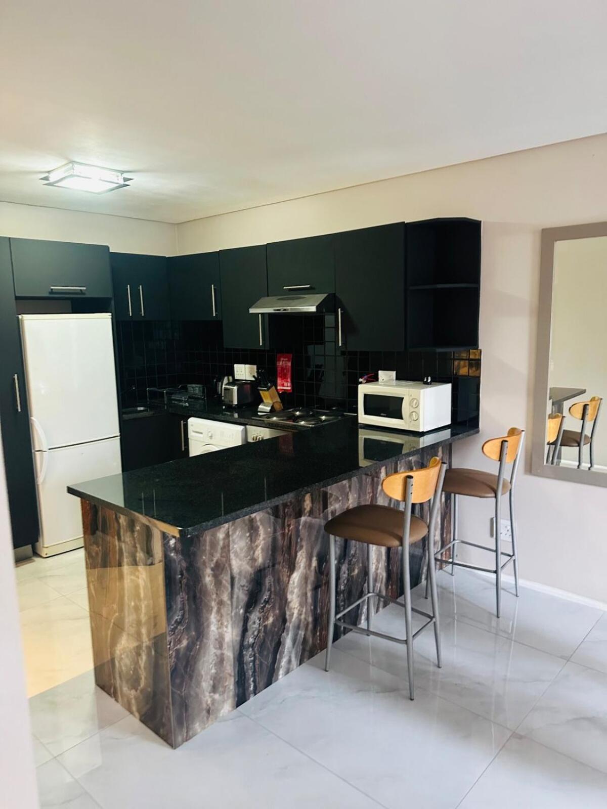 Six Fountains Private * Cape Town