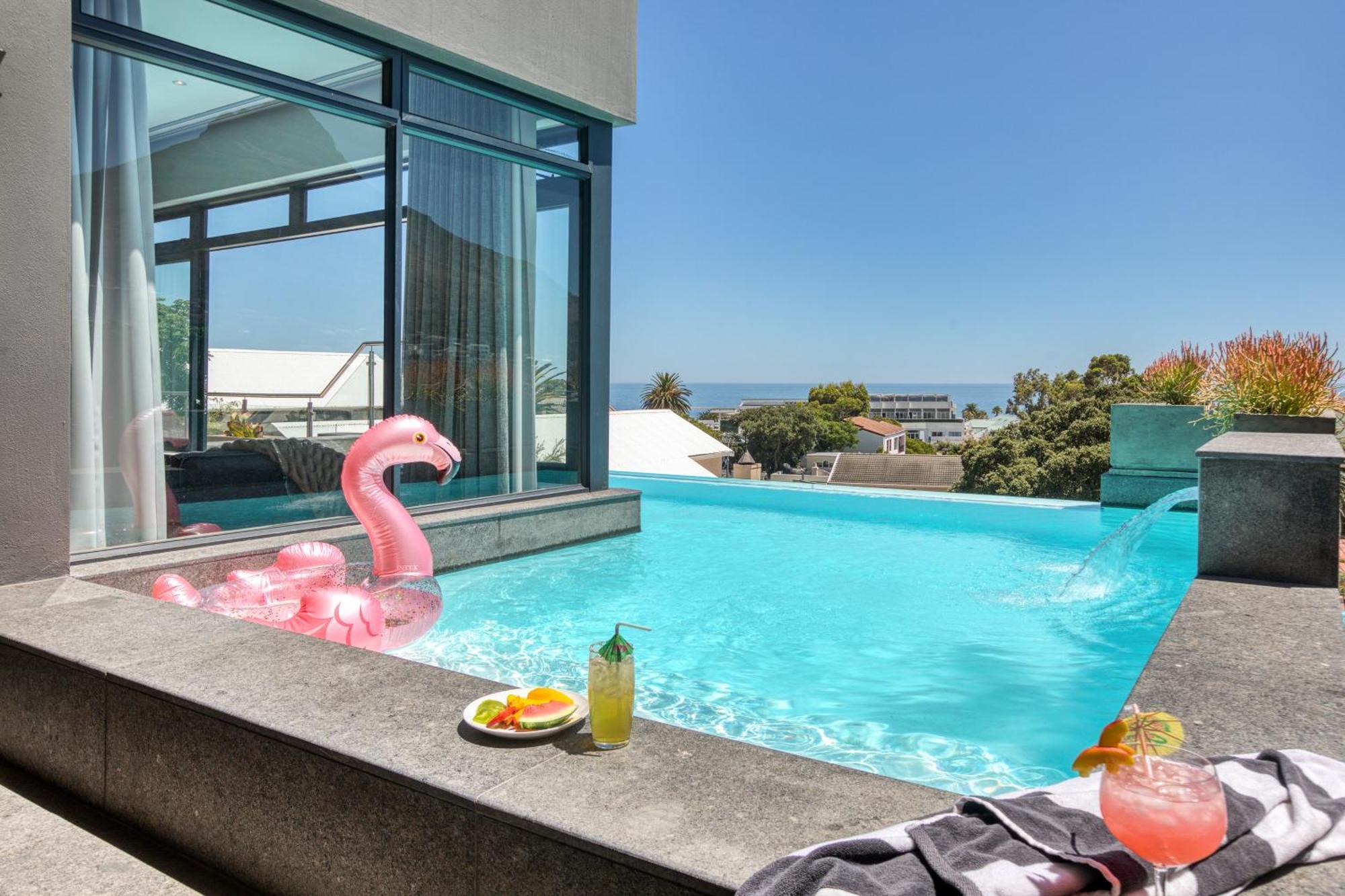 Vista Del Mare Camps Bay - 3 Min Walk To Beach, Pool, View * Cidade Do Cabo