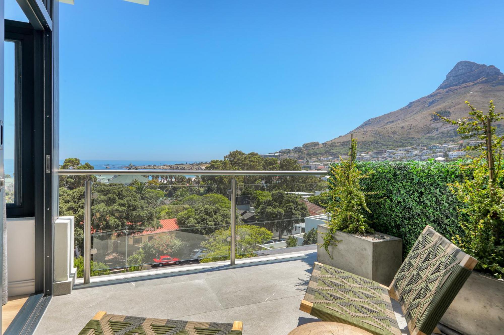 Vista Del Mare Camps Bay - 3 Min Walk To Beach, Pool, View