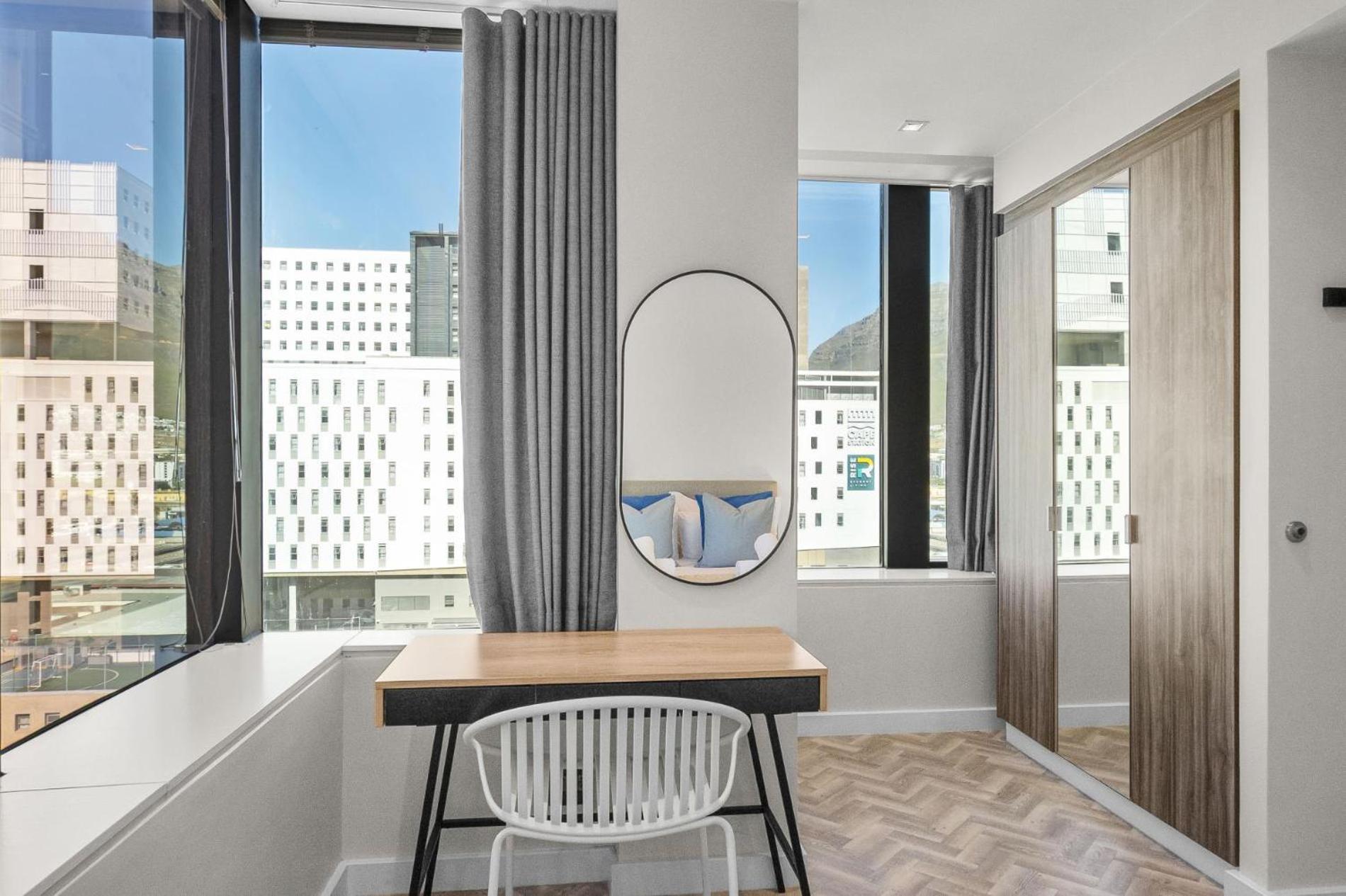 Stylish Escape At Foreshore Place Apartment *