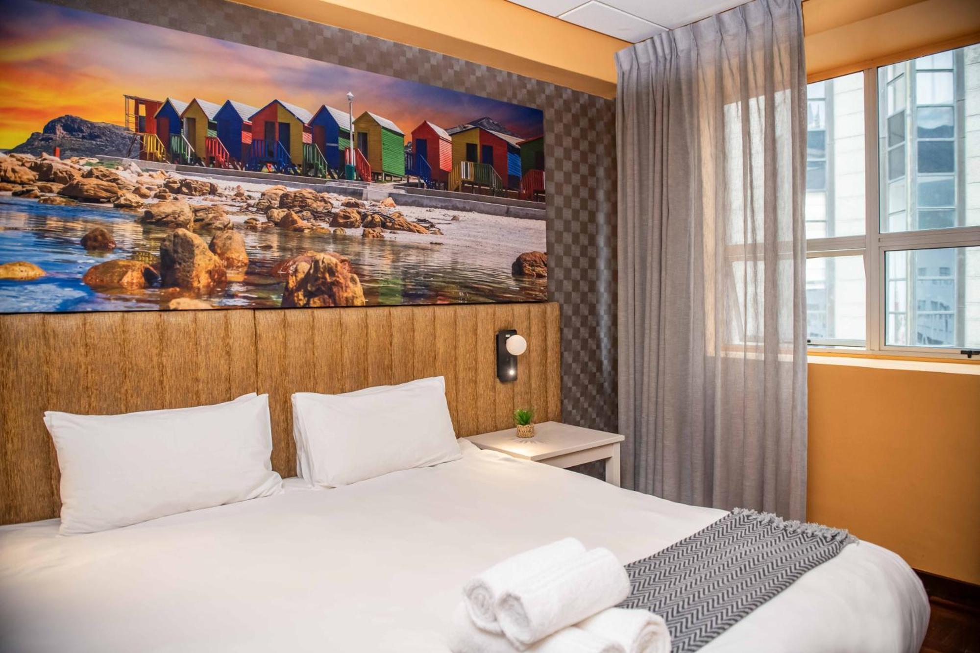 Cape Diamond Boutique 3*