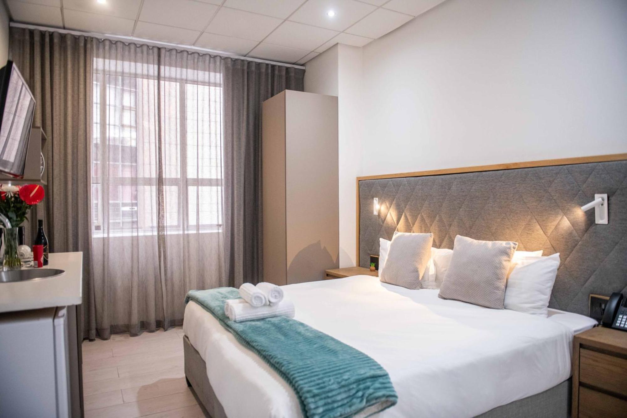 Cape Diamond Boutique Hotel
