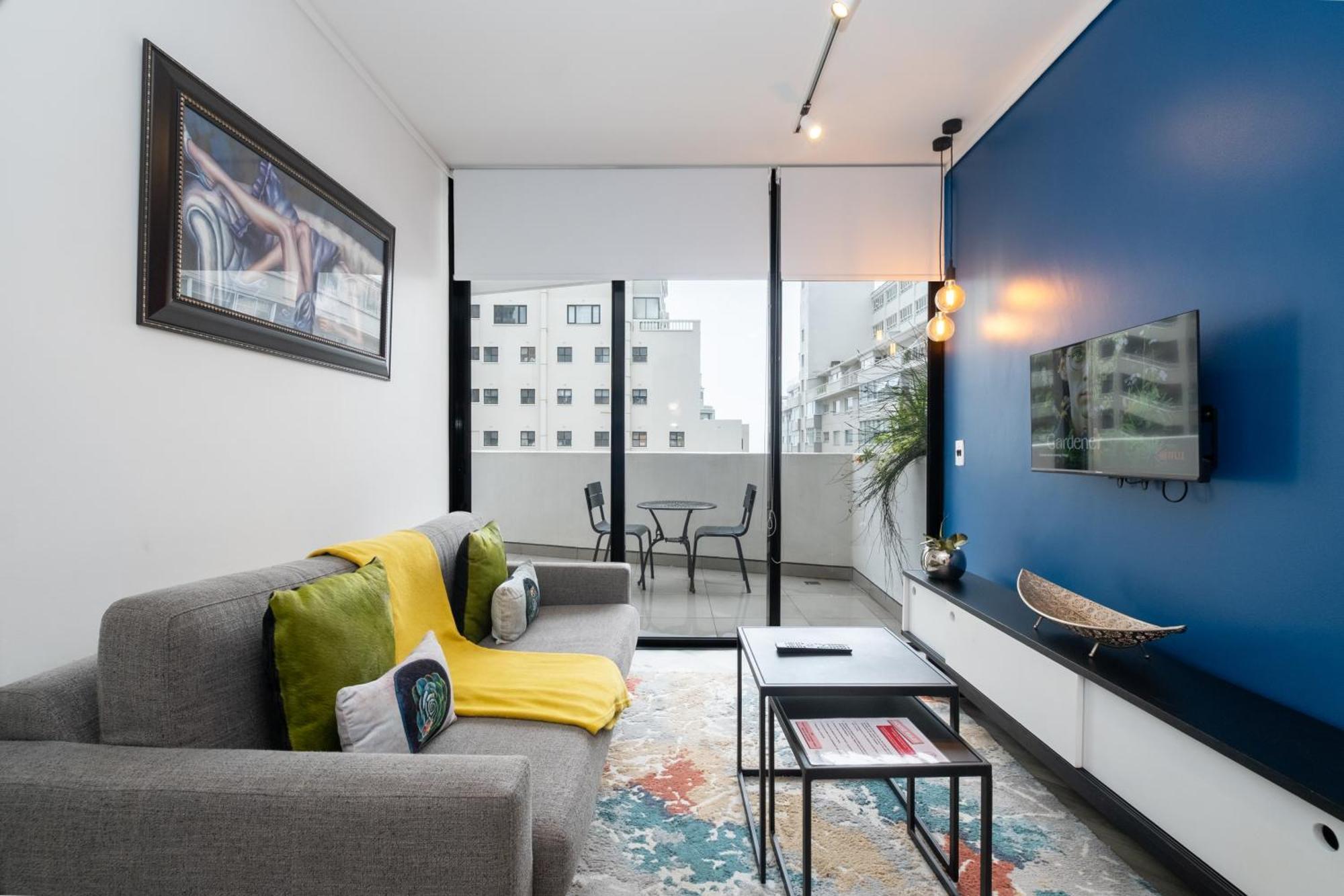 Flamingo 101 - One Bedroom Sea Point With Daily Housekeeping * Cape Town