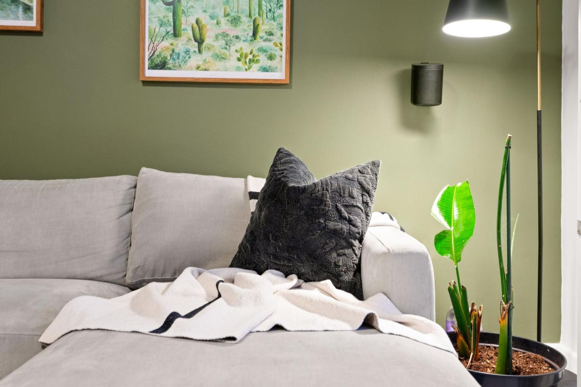 Apartment Azure 117 By Host Agents *