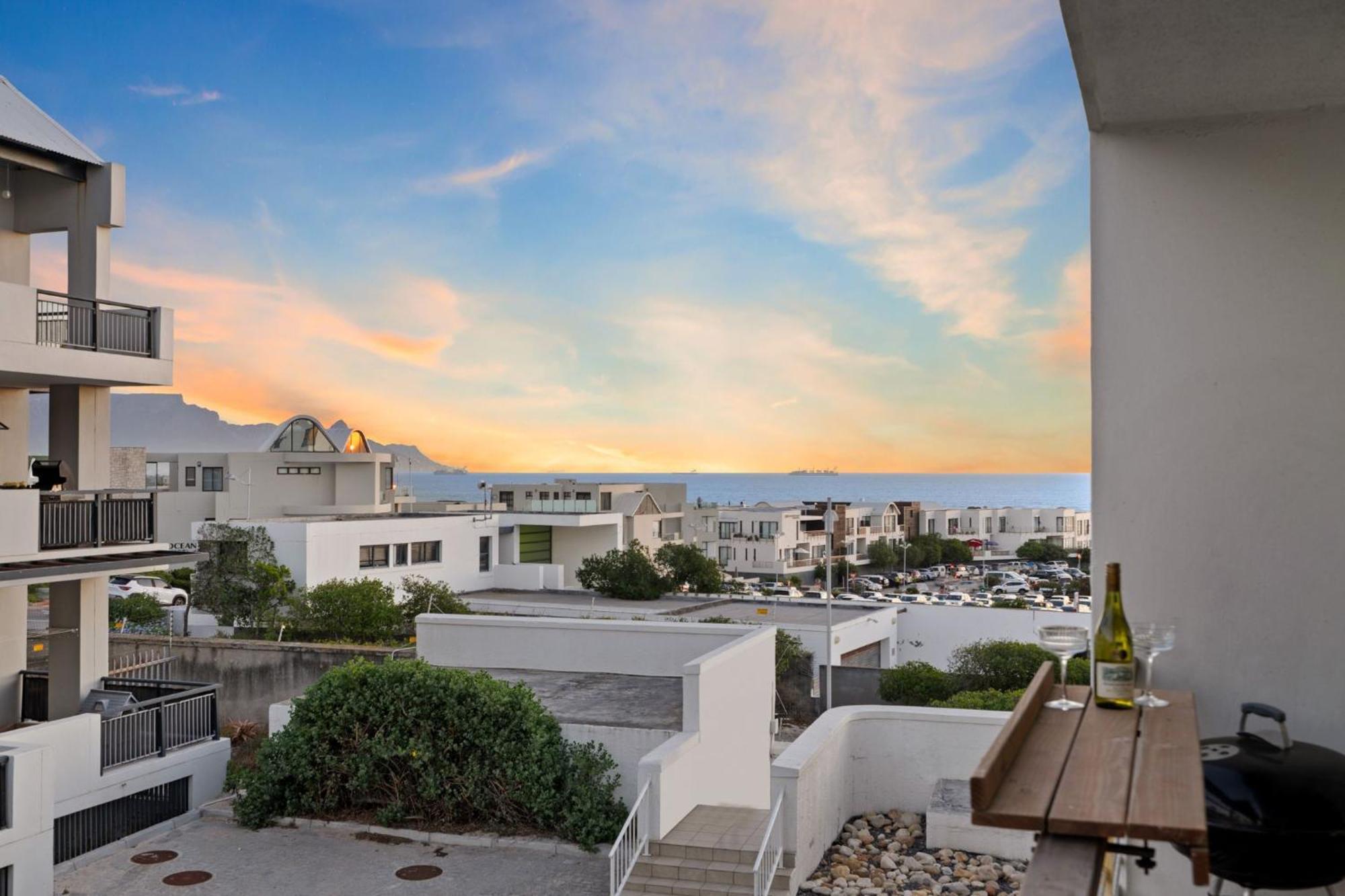Apartment Azure 117 By Host Agents