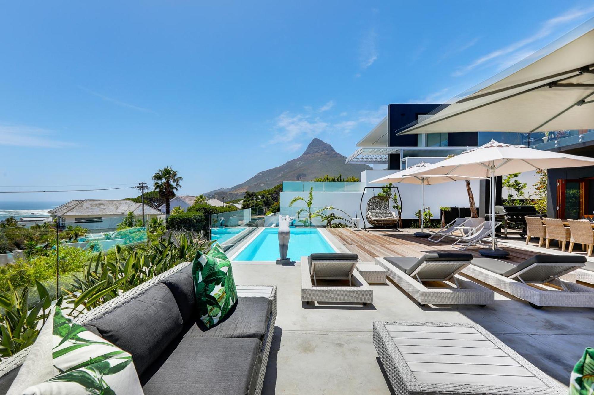 Villa Jo Leo - Camps Bay Lux With Views & Pool