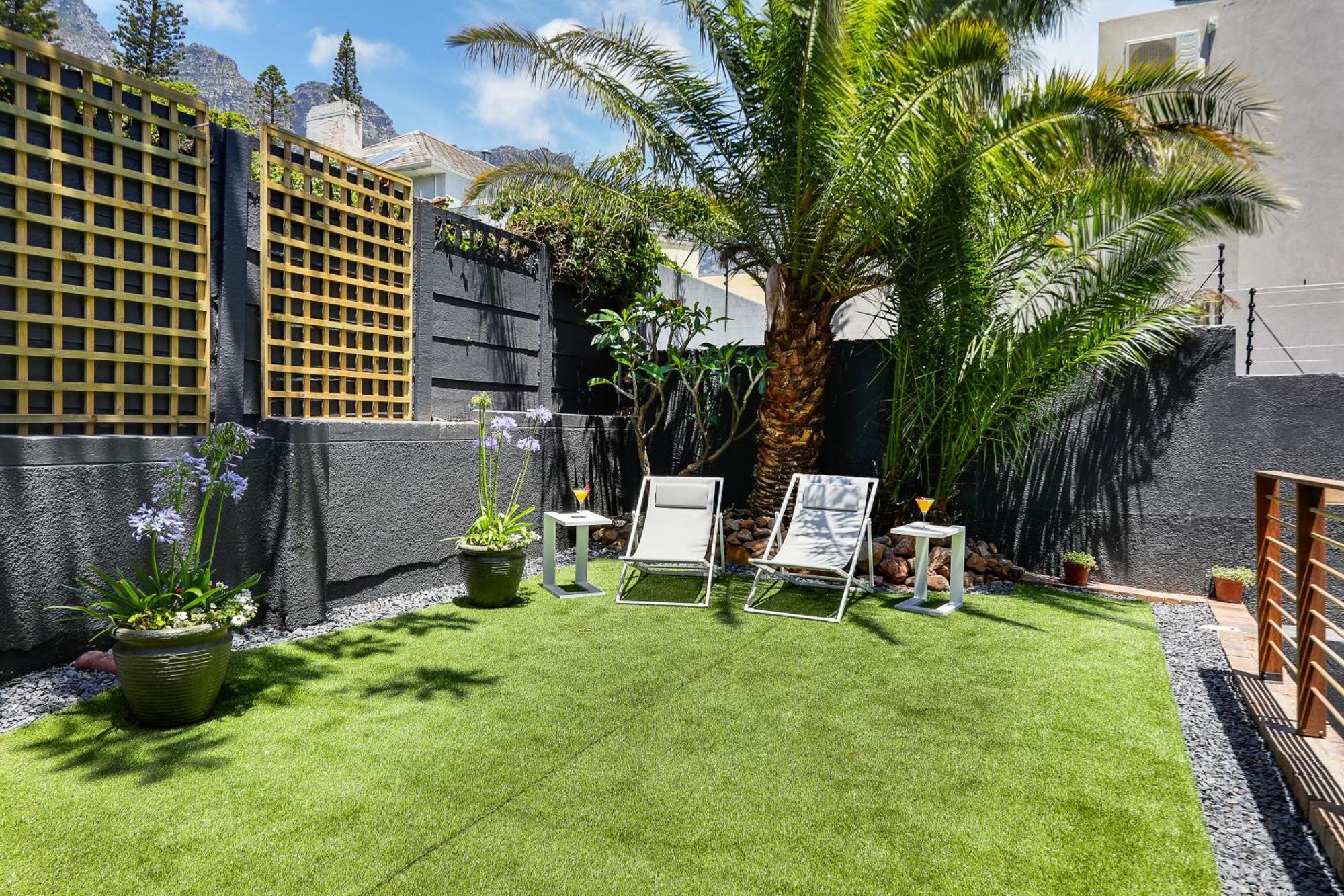 Jo Leo - Camps Bay Lux With Views & Pool Villa *