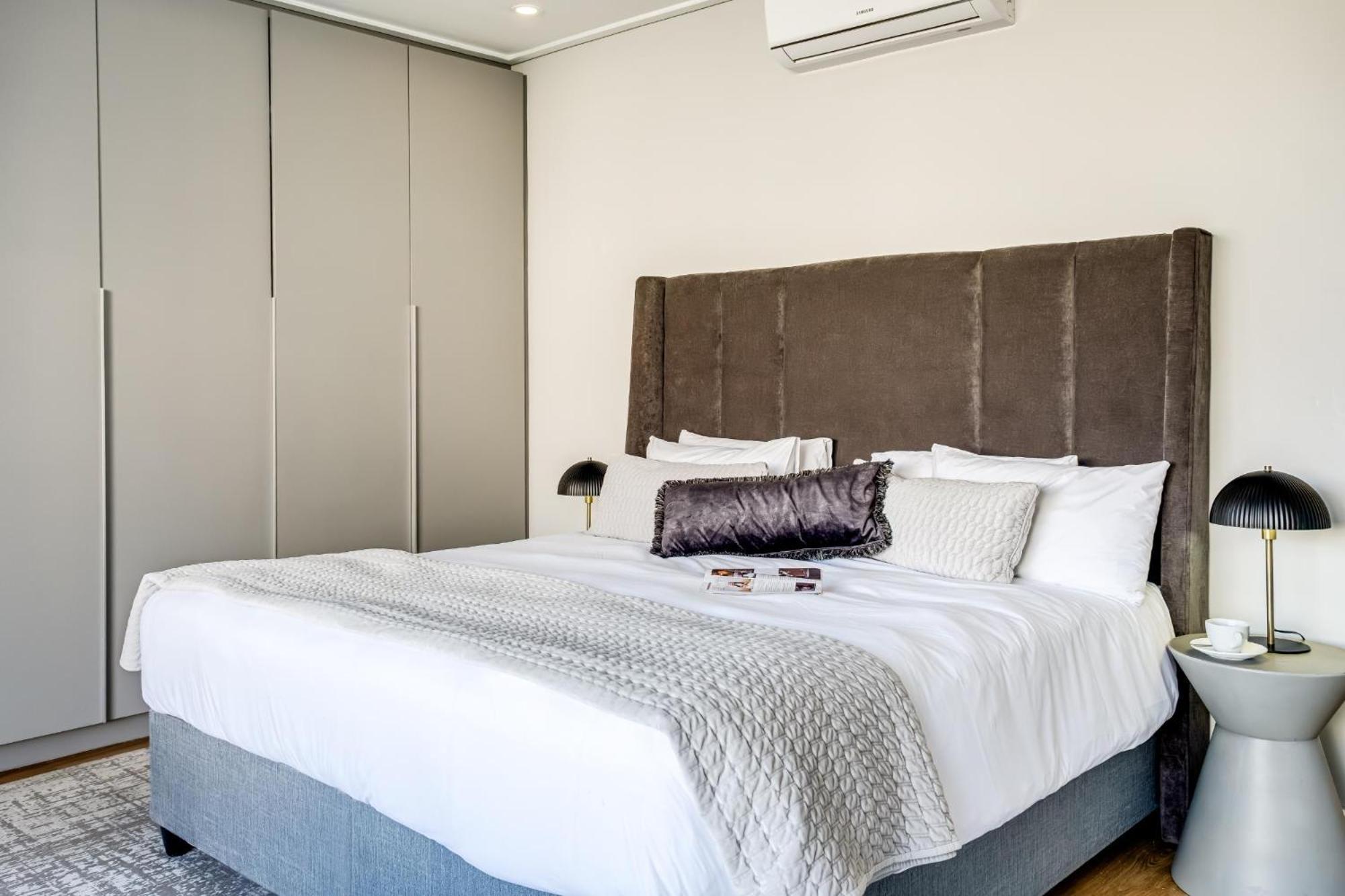 Modern Secure 2bed Bantry Apartment Cape Town