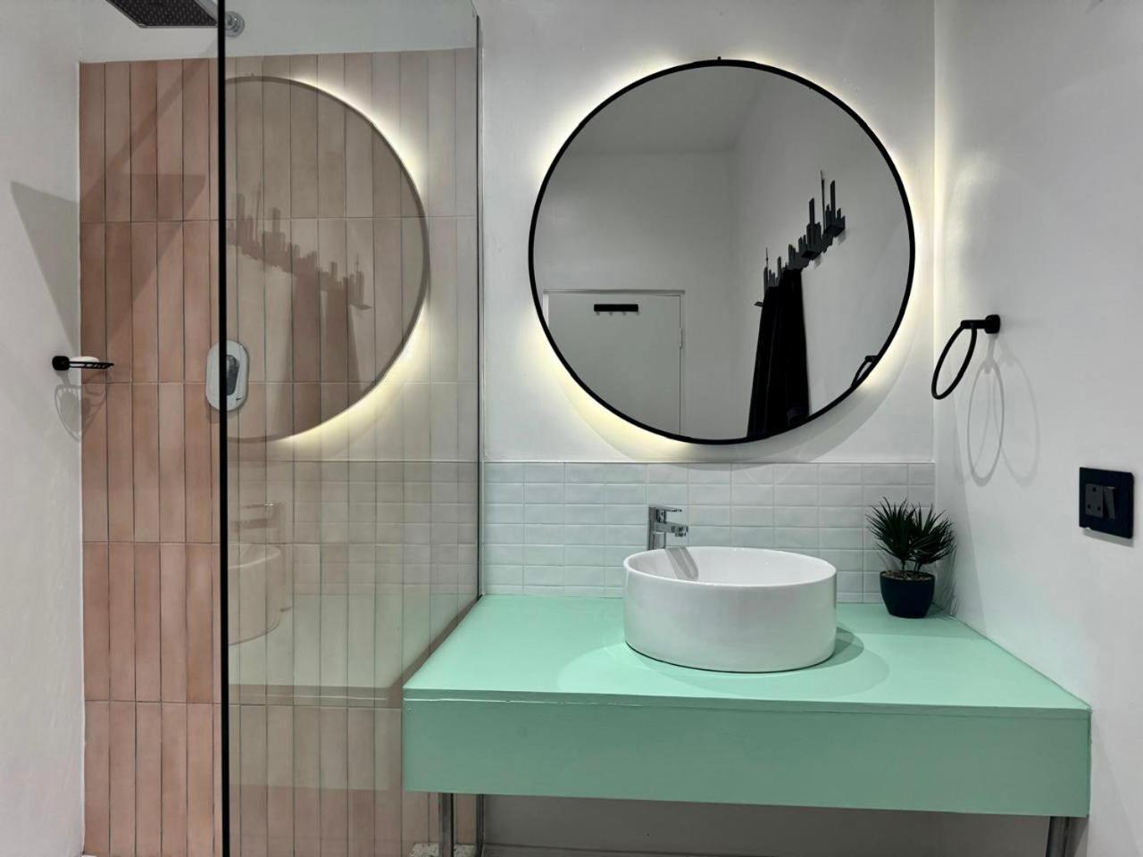 Apartment Living On Bree *