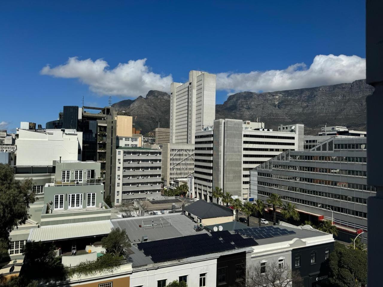 Apartment Living On Bree Cape Town