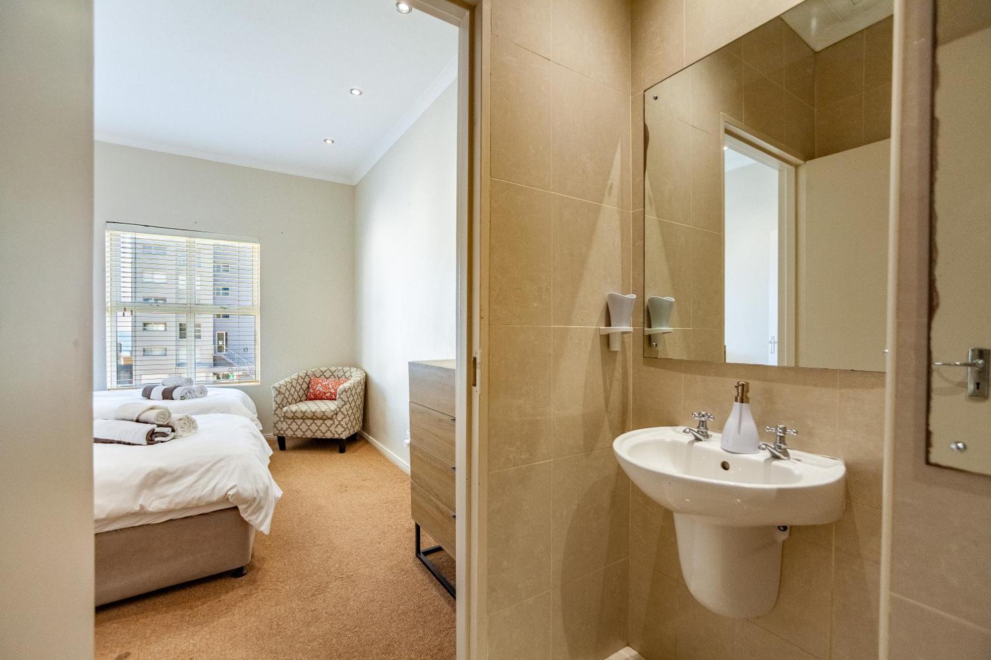Coral Breeze Walk To Everything Apartment Cape Town