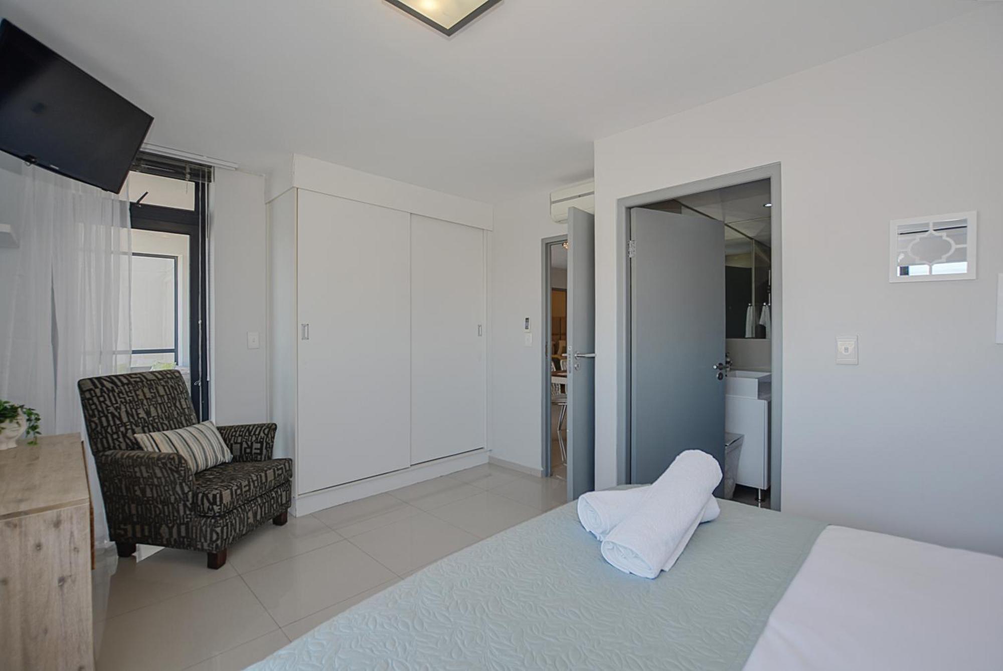 Aquarius 2 Bedroom Luxury Apartment Cape Town
