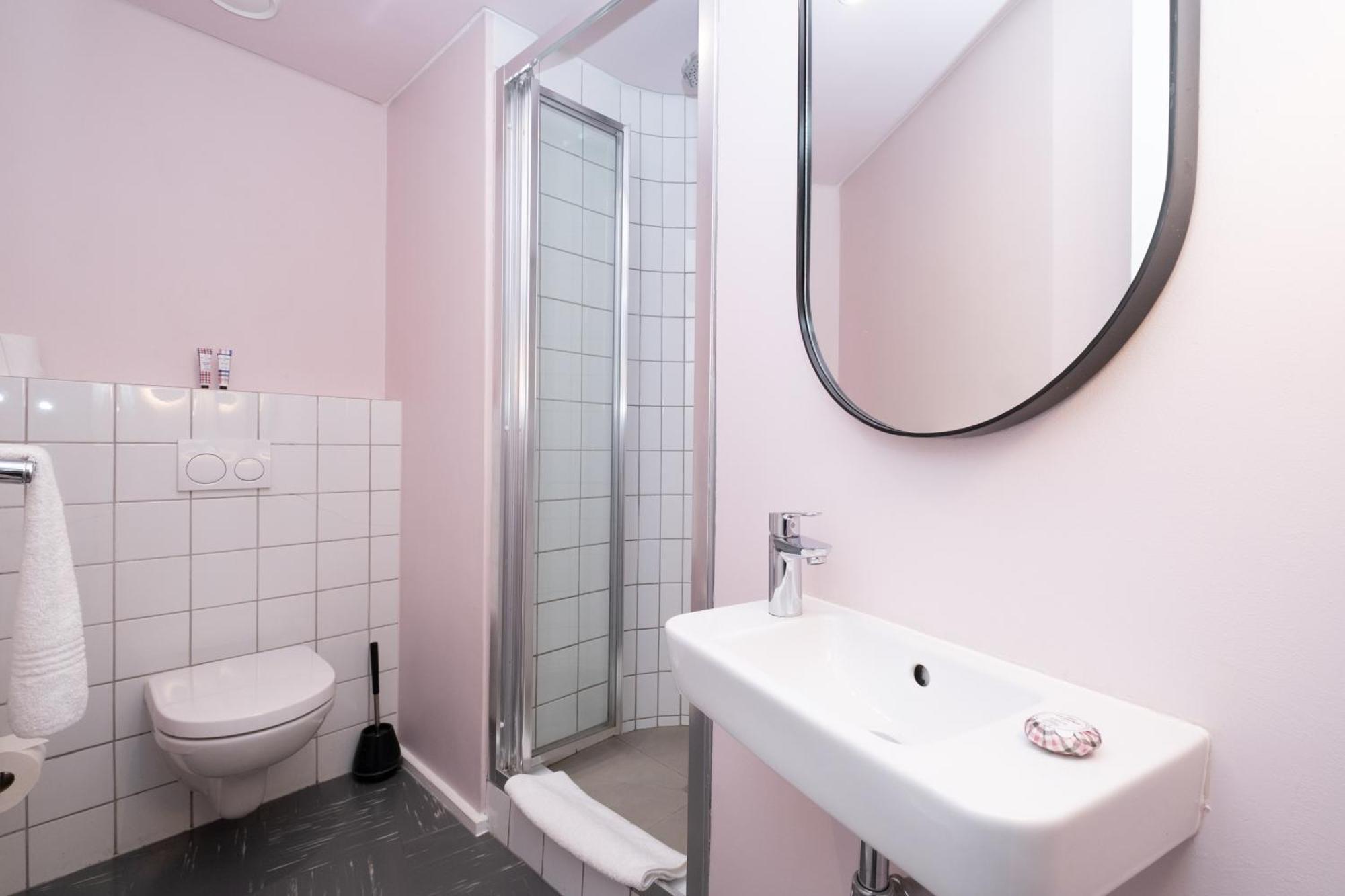 Flamingo 804 - Stylish Floor Sea Point With Daily Housekeeping Apartment