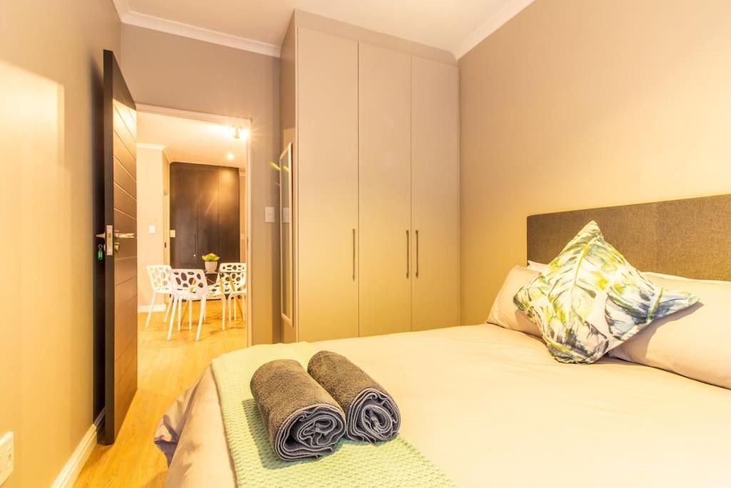 Cape On Porterfield Apartamento