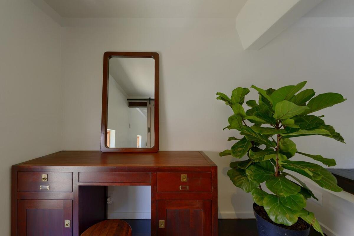 Substation Turned Cozy Retreat In Sea Point * Cidade Do Cabo